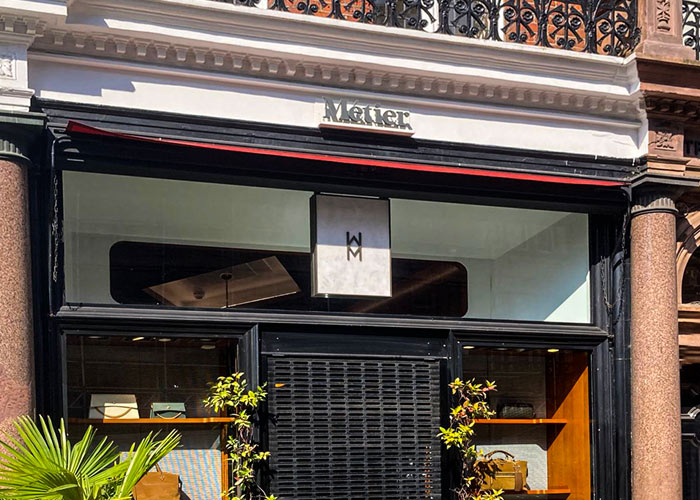 Shop retractable awning