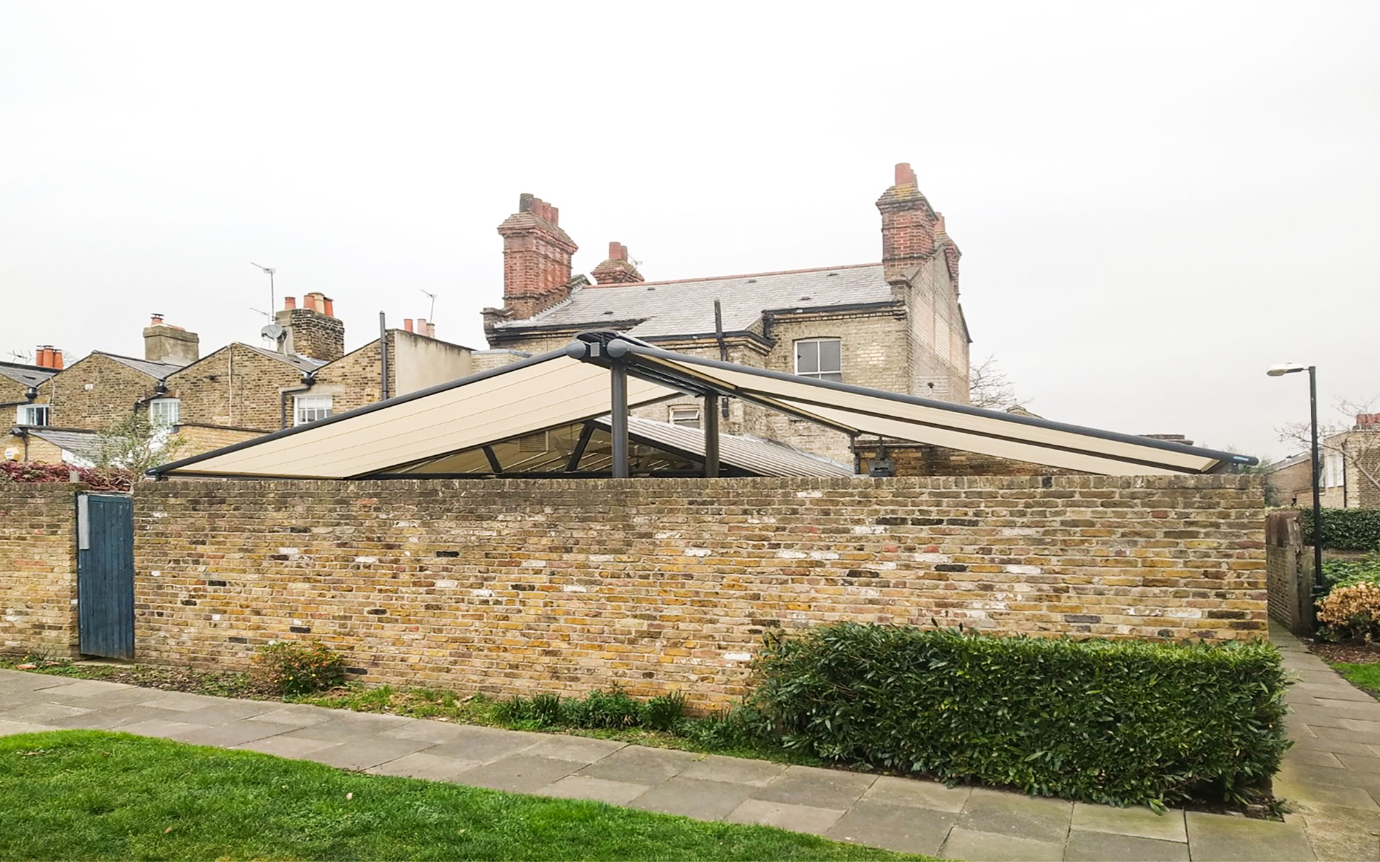 Commercial_awnings_Terrace_awnings_specialist_awnings_manufacure