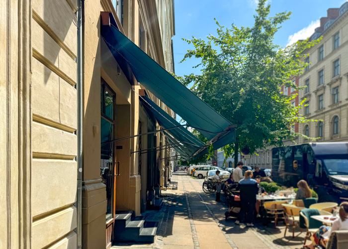 Bespoke Awnings Hotel Sanders