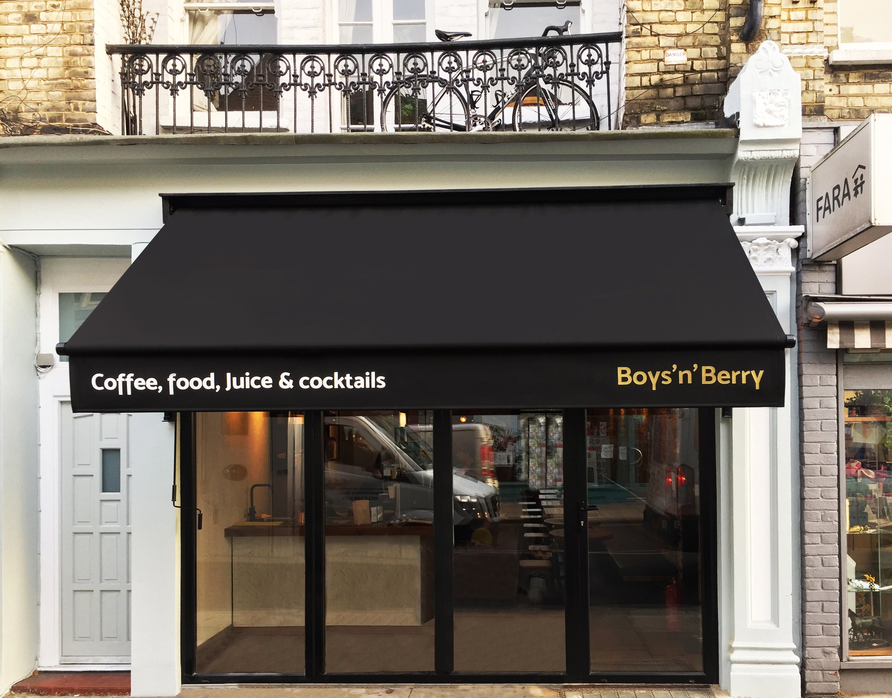Awning boys n Berry