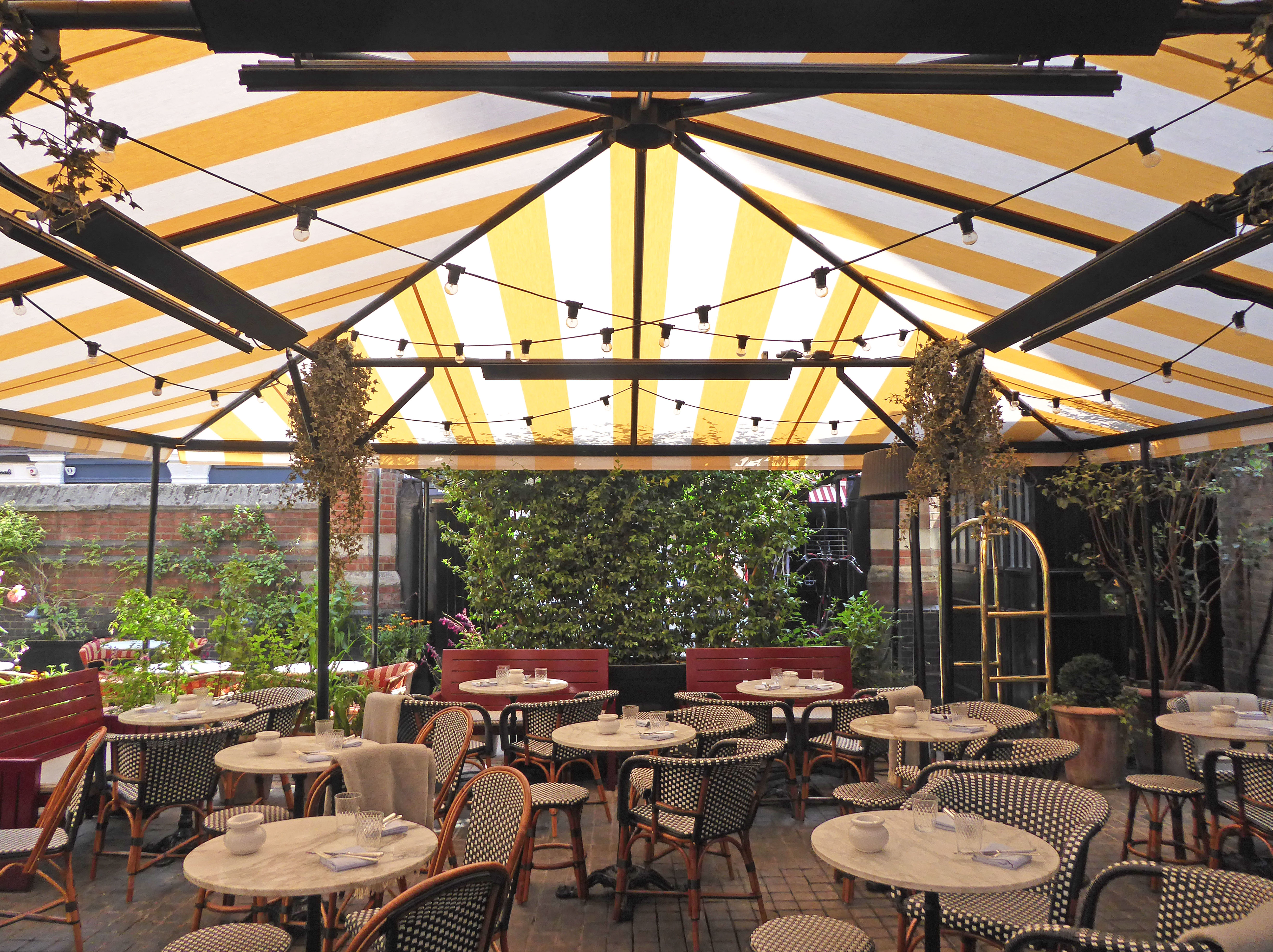 Freemantle Parisian Terrace Awning 