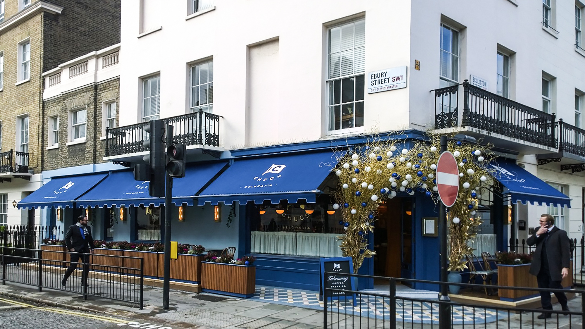 awnings and canopy Chuc's