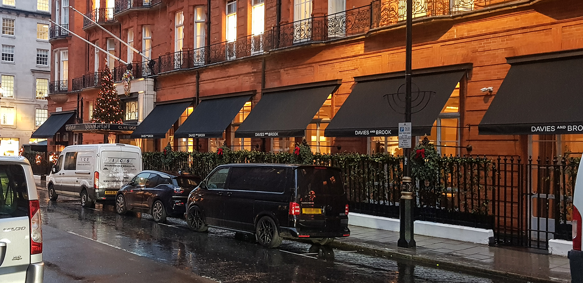 Claridges Marlesbury awnings