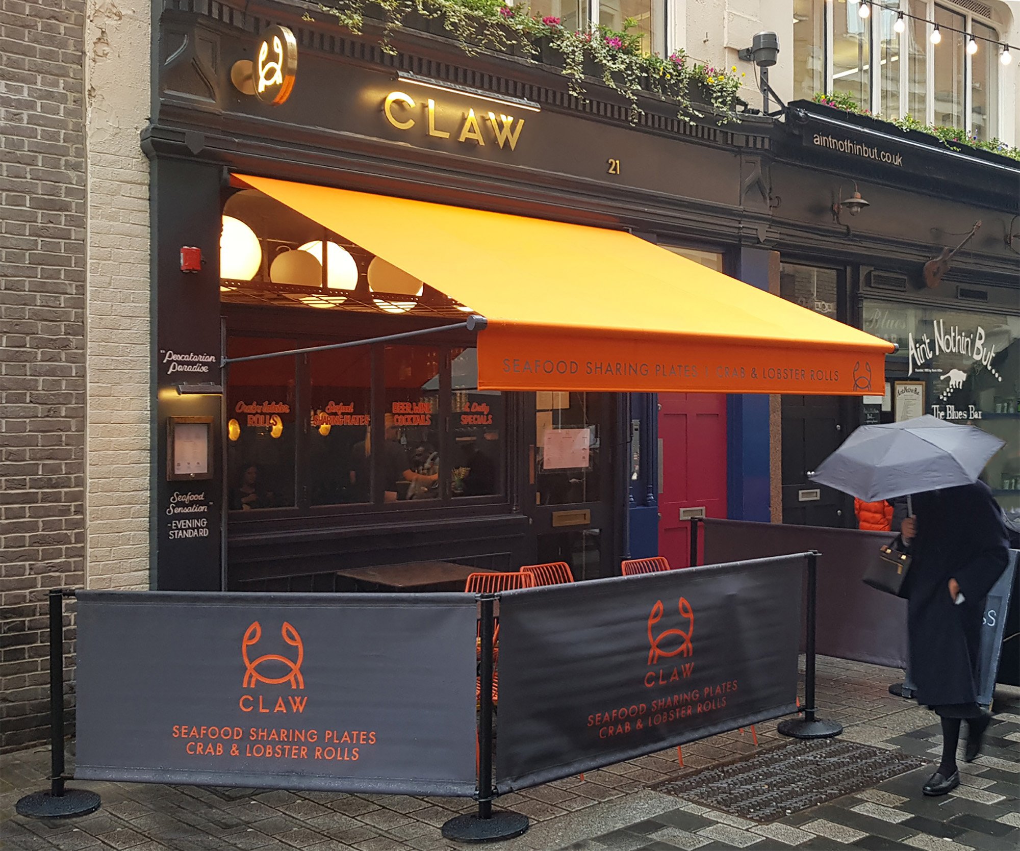 Greenwich awning - Claw2