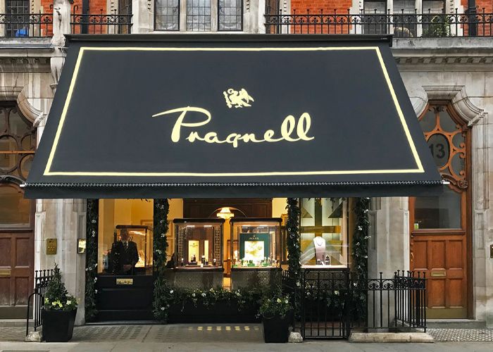  Commercial Awnings