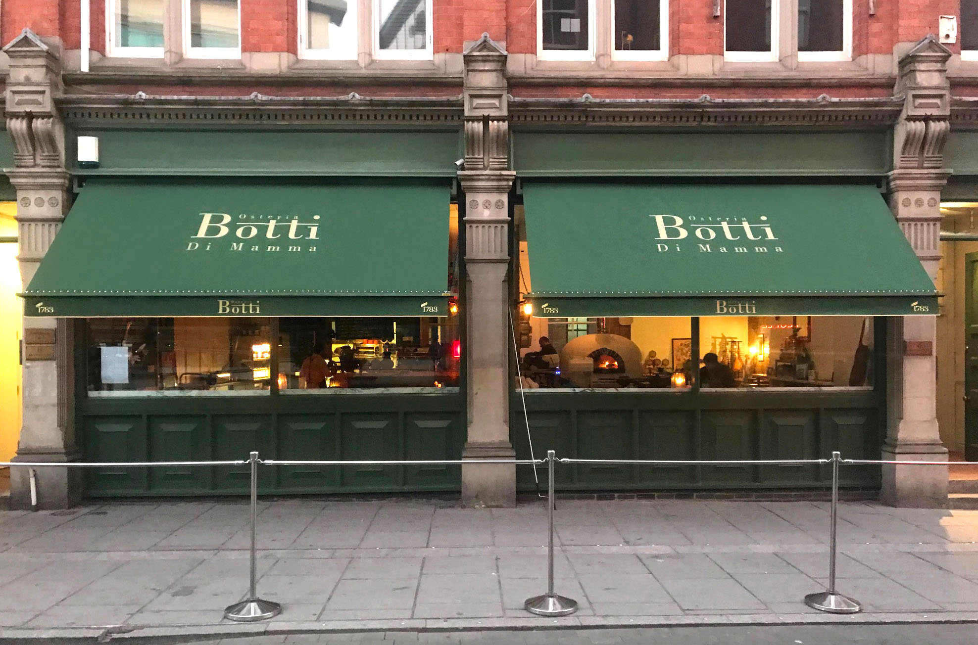 Edins Victorian awning