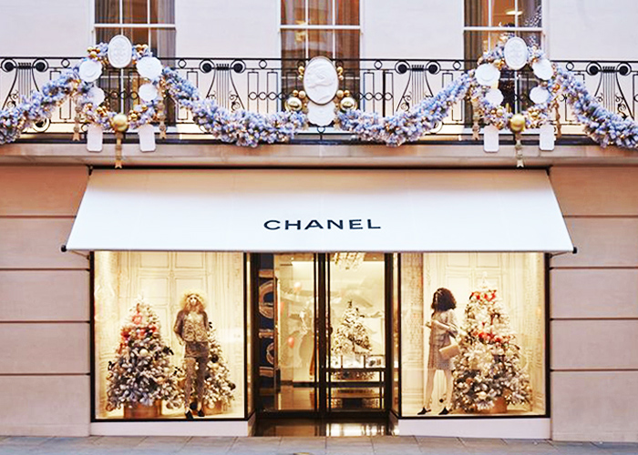  Christmas Awnings