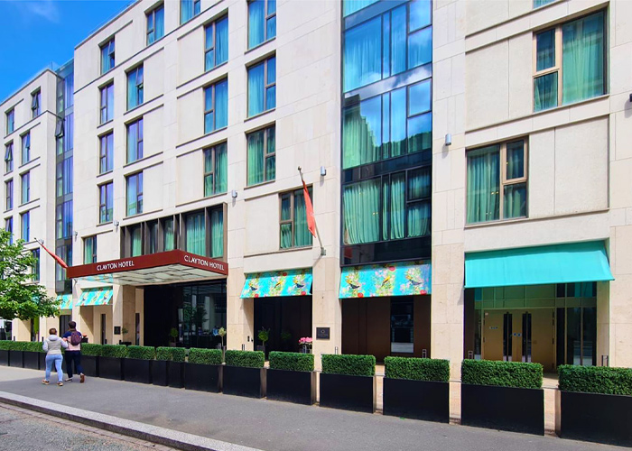  Greenwich Awnings by Morco