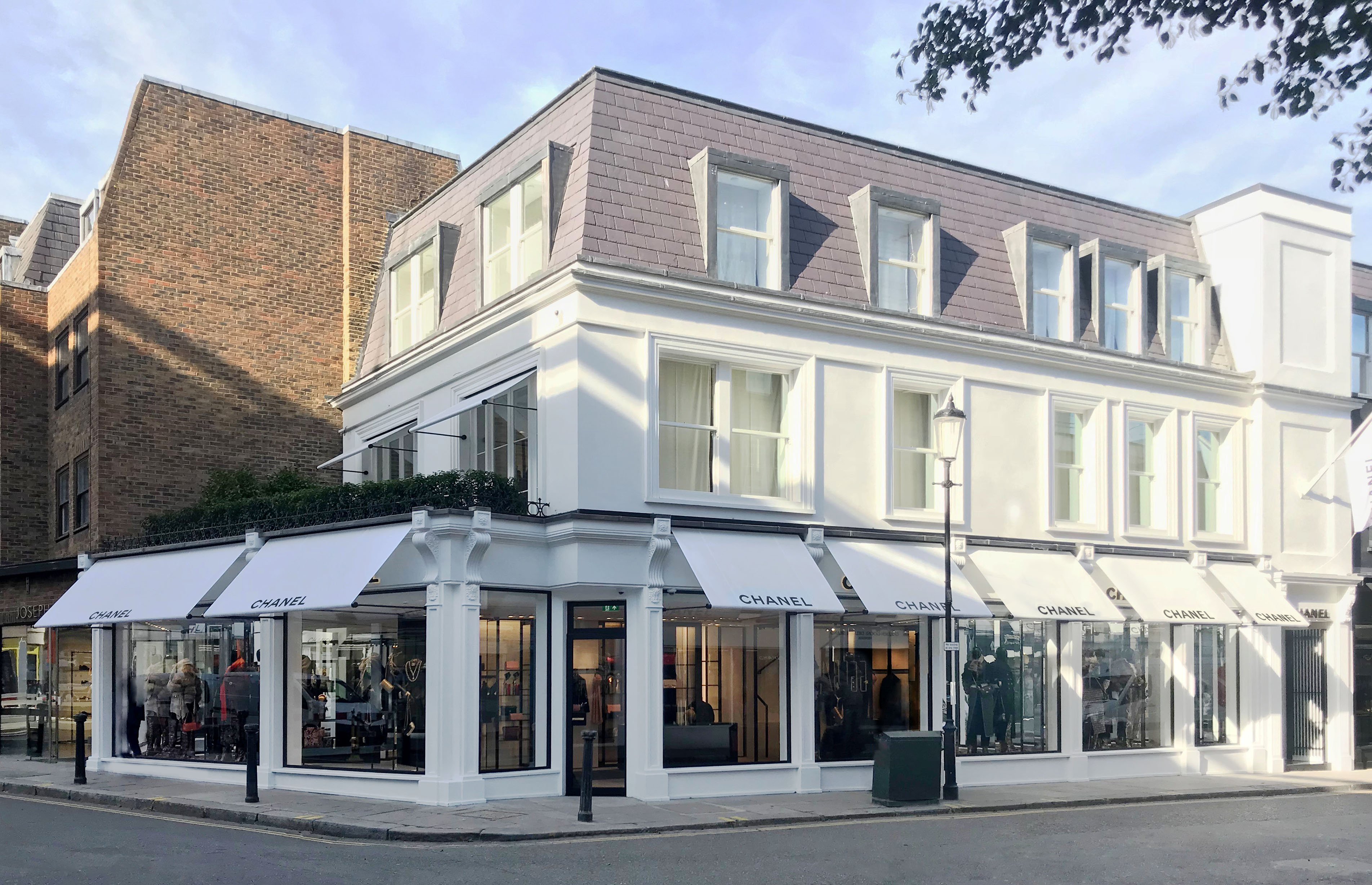 Greenwich awnings, Chanel