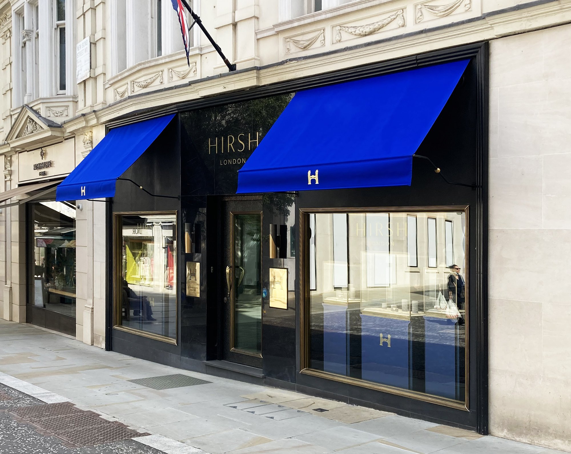 Marlesbury awnings for Hirsh