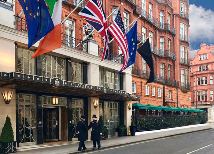 Hotel Awnings