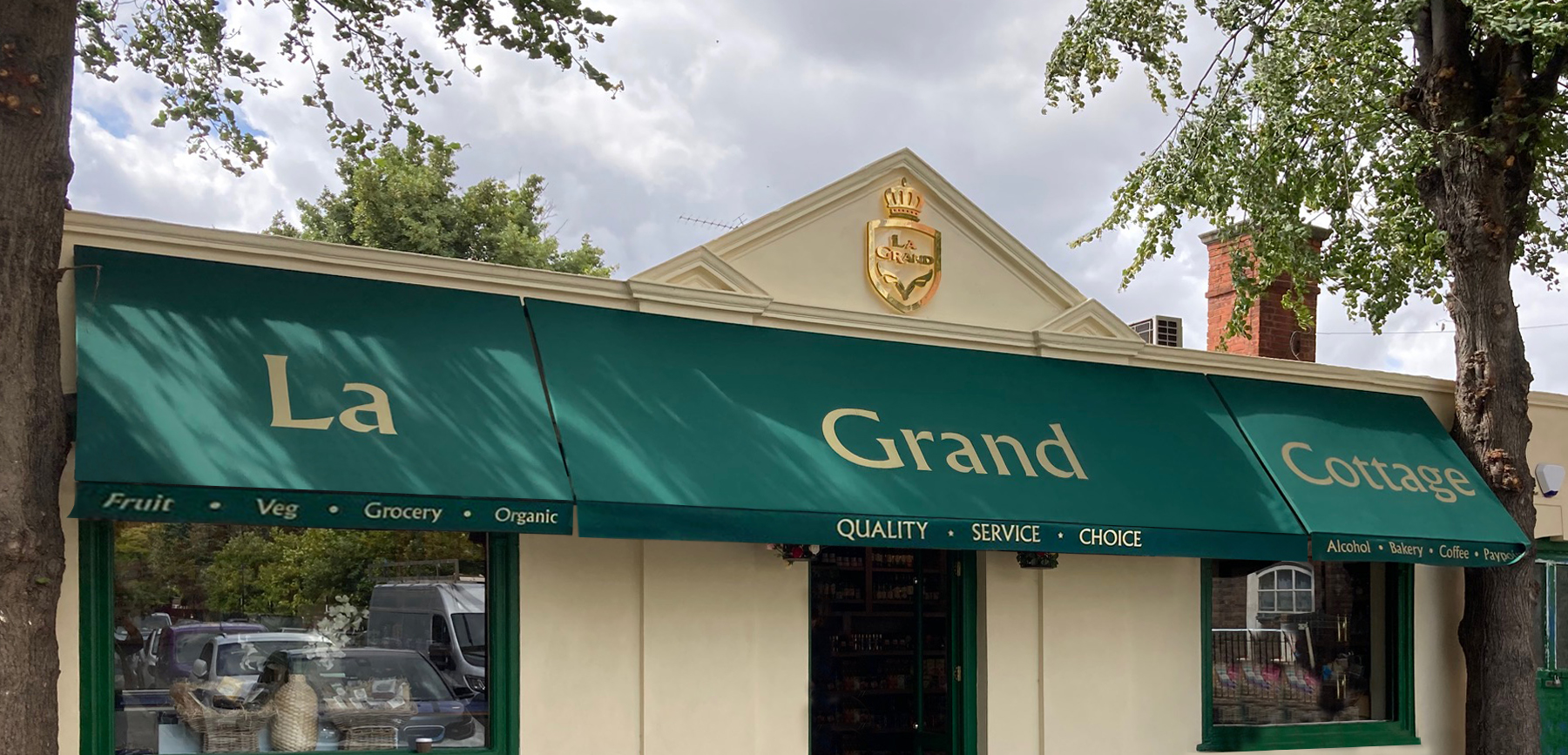 Panel canopies La Grand Cottage
