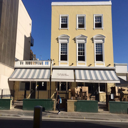 Victorian-awnings-at-Lilly-Langtry