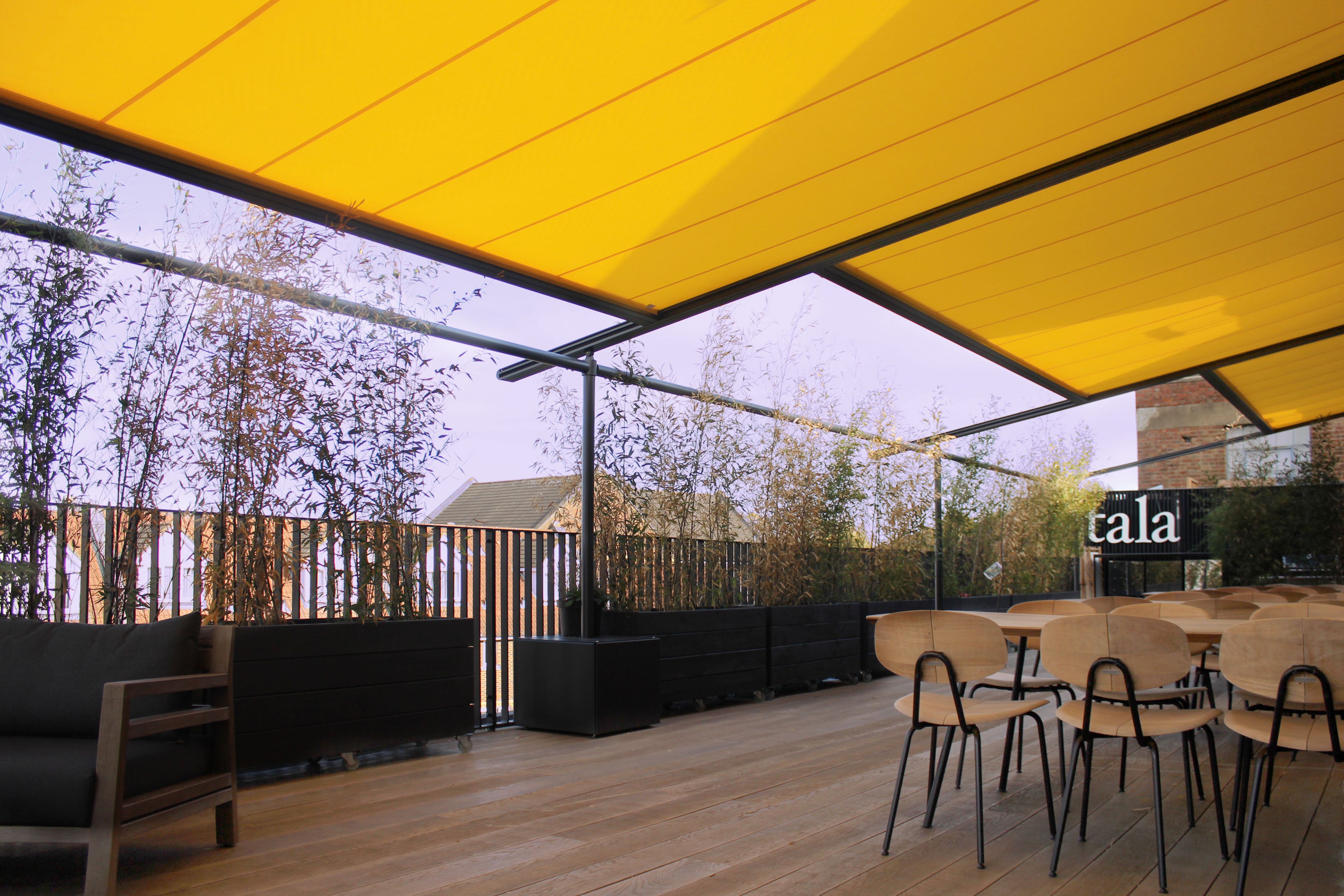 Markilux pergola 110 Tala Studios