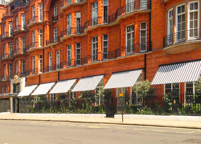 10 year old Marlesbury Awnings Claridges