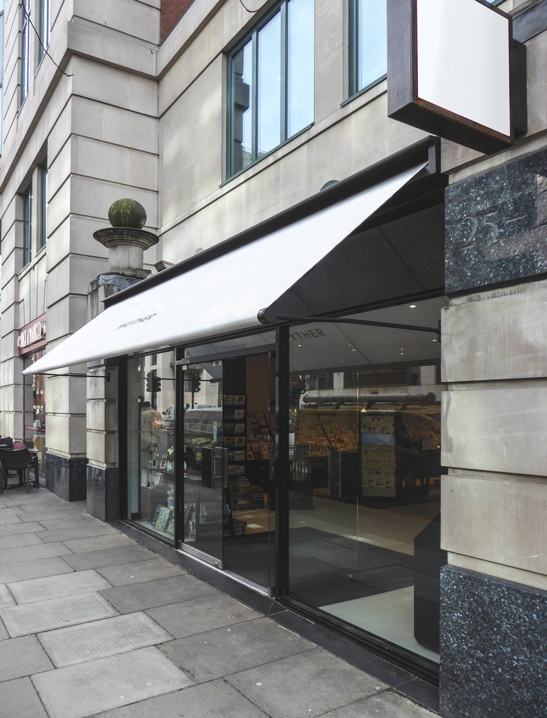 Greenwich awning Mayther
