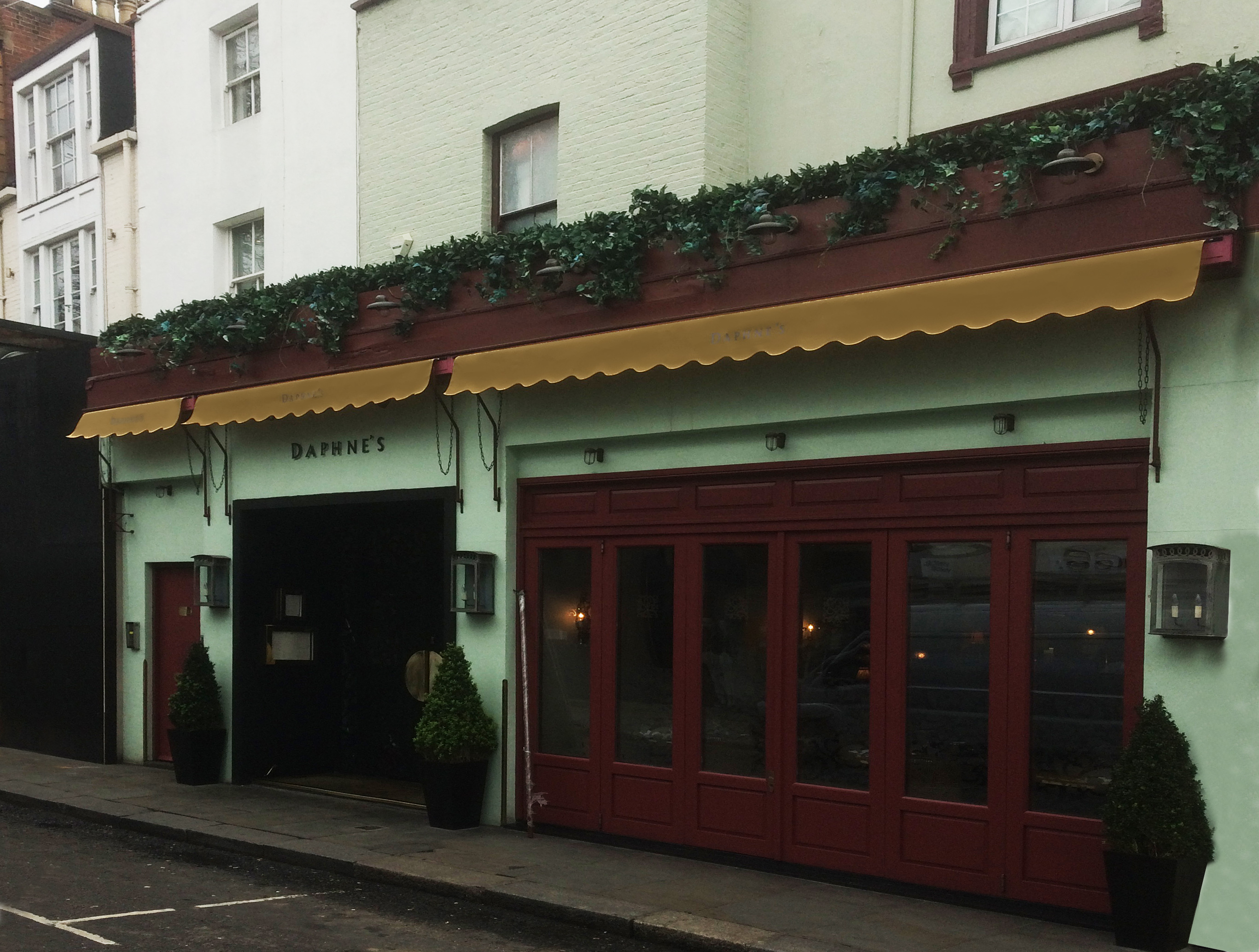 Victorian awnings for Daphne’s of Chelsea