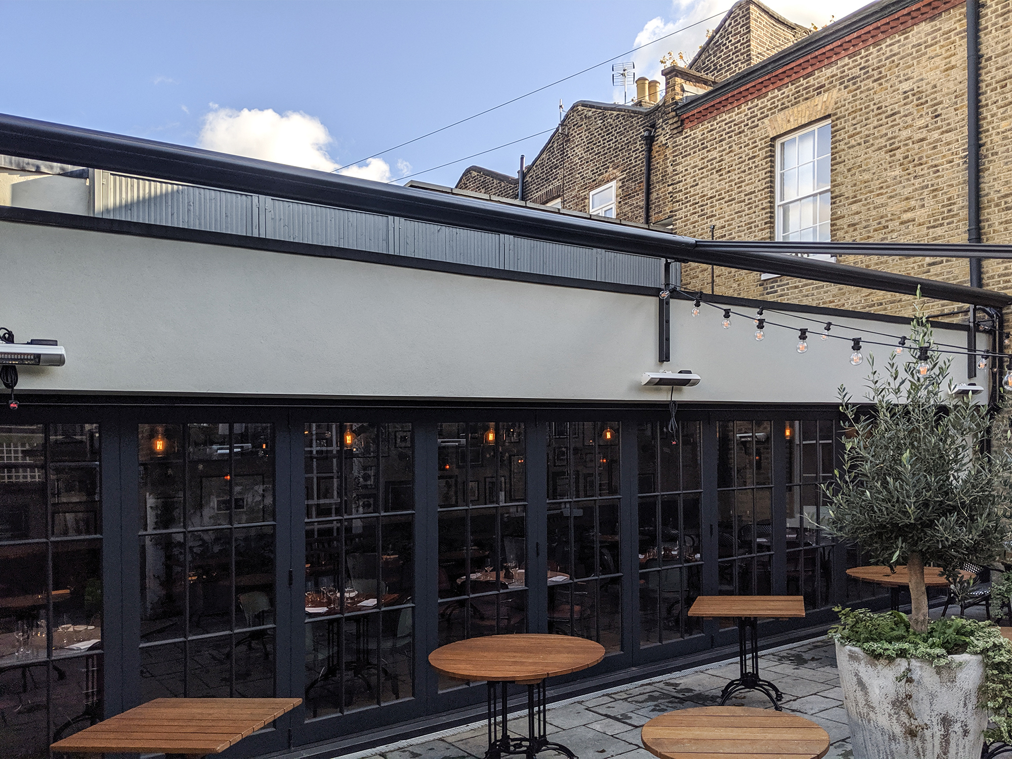 Bellfort Terrace Awning at The Crown