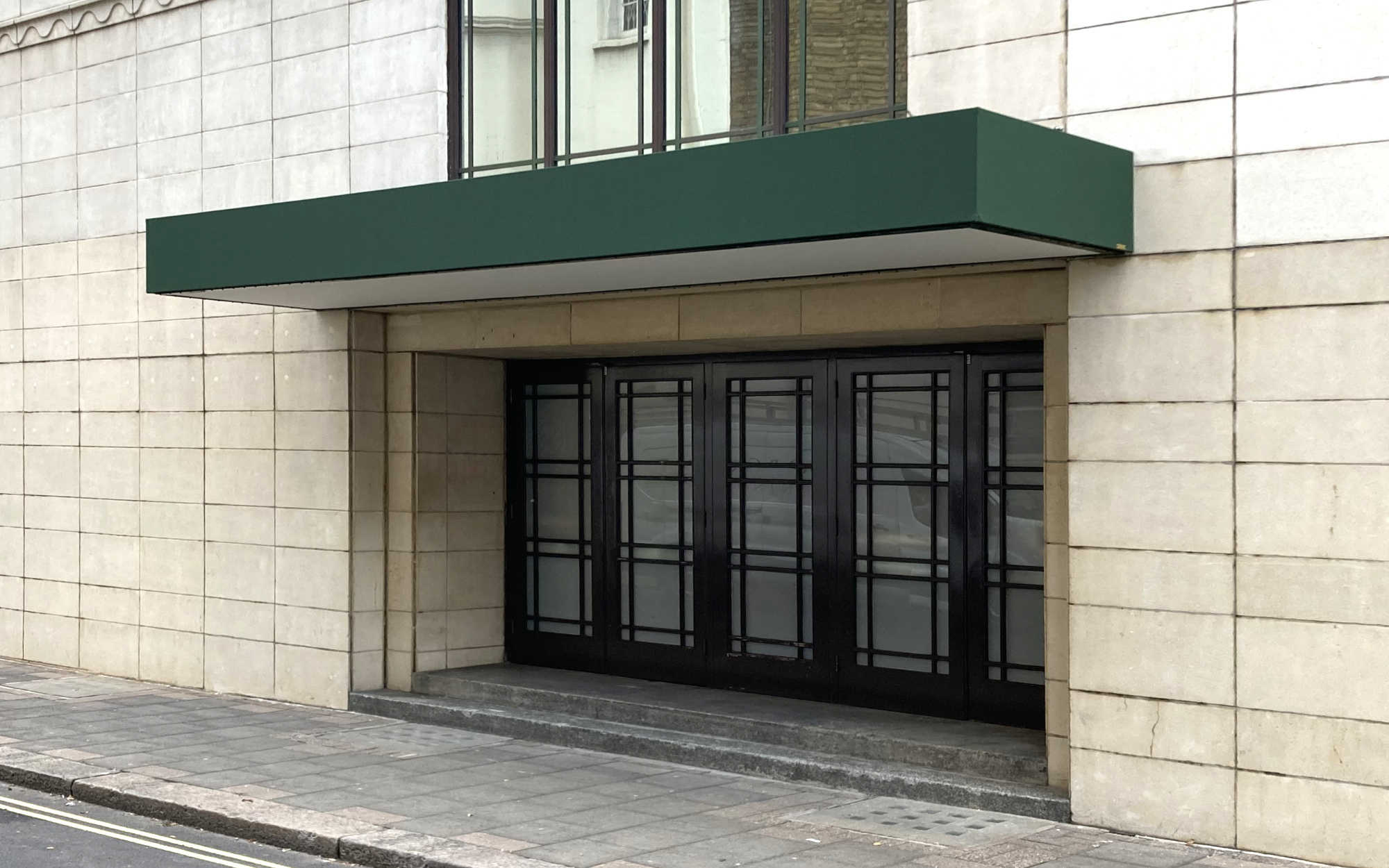 Manhattan Entrance Canopy at The Dorchester