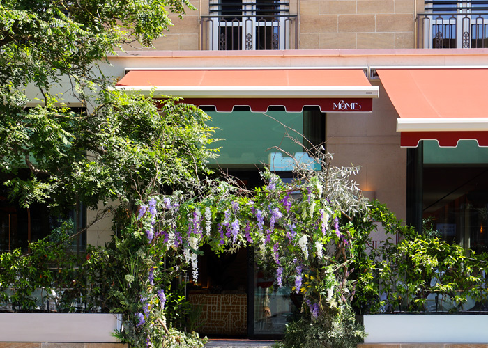 Signature Folding-Arm Awning, La Mome