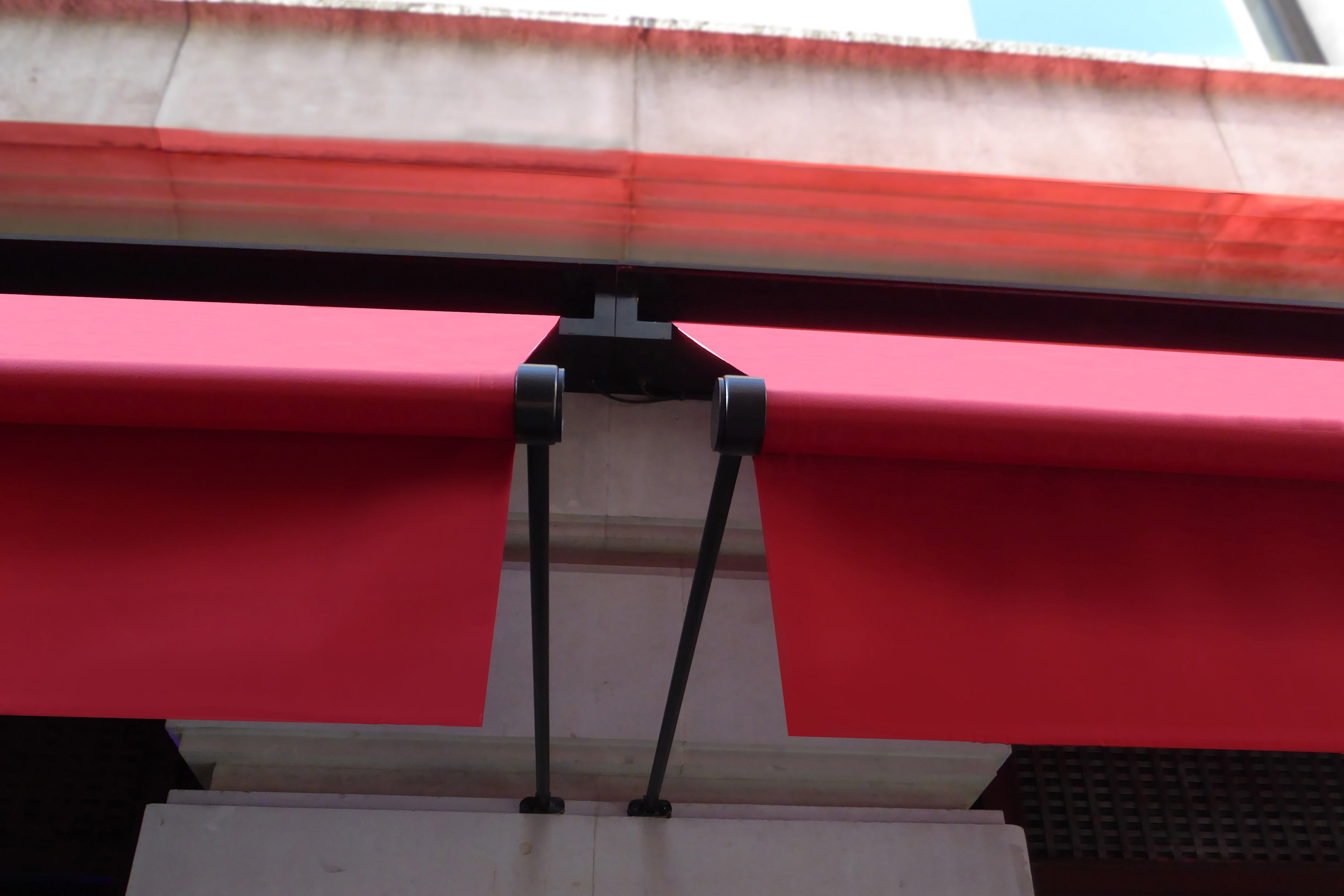 Greenwich awning at Novikov3