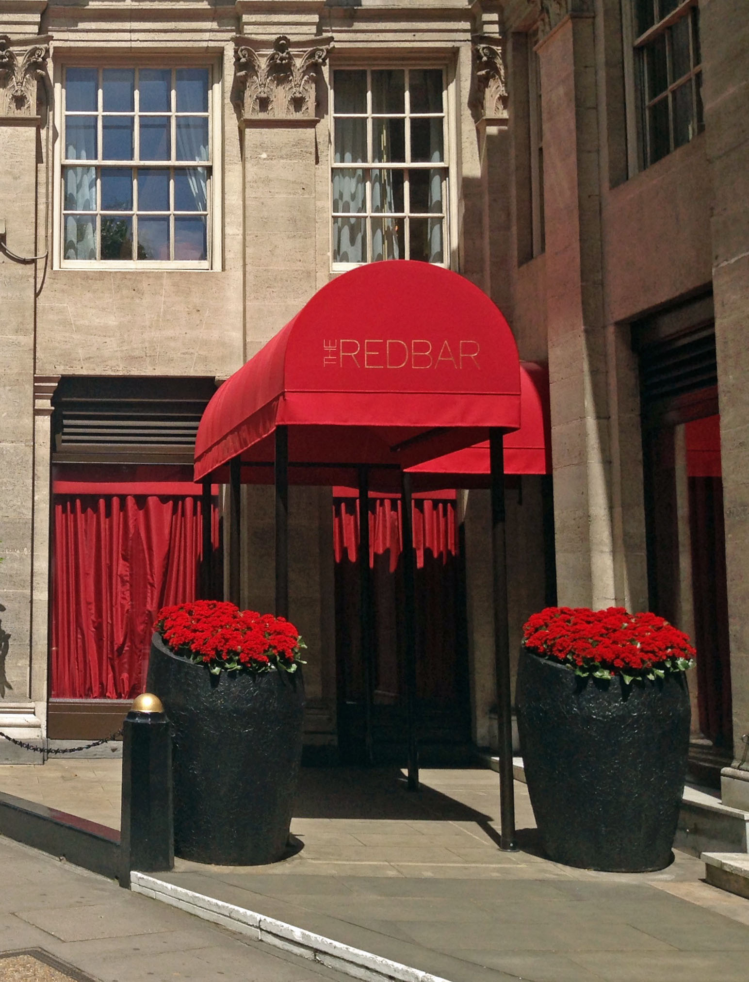 Entrance canopy Red Bar