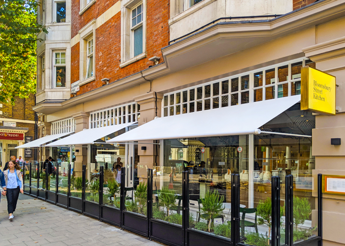  Restaurant Awnings white fabric