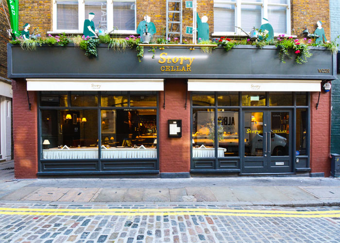  Restaurant Awning