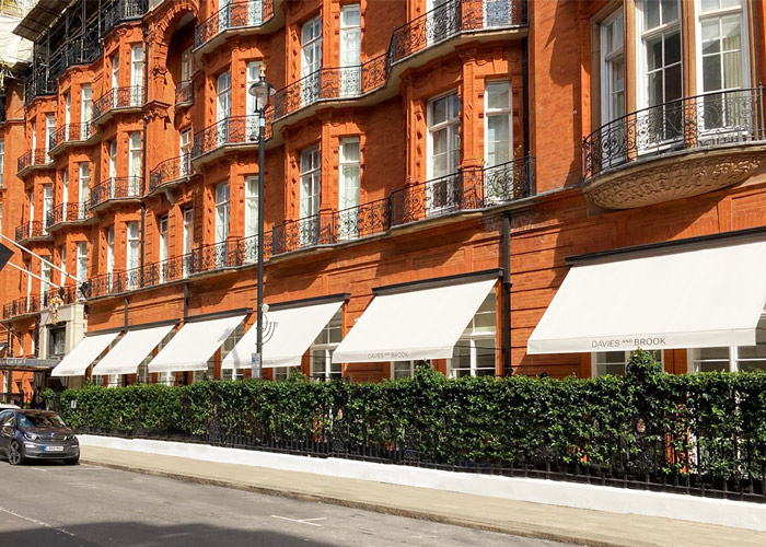 Restaurant Awnings Claridges