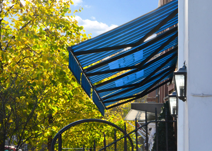  Restaurant Awnings for George House