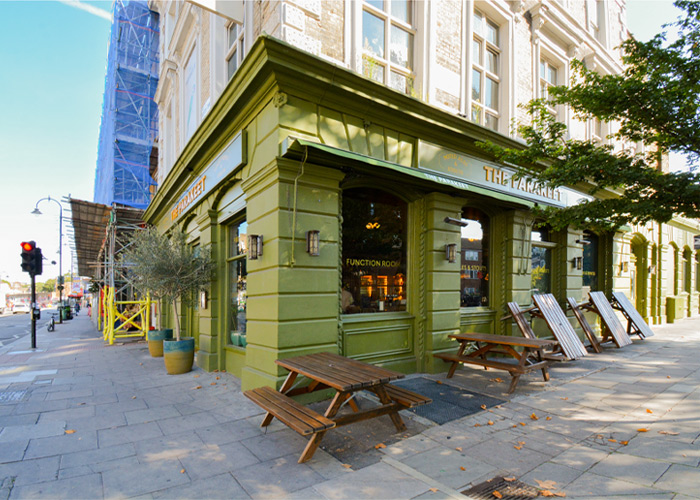  Traditional Awnings for The Parakeet