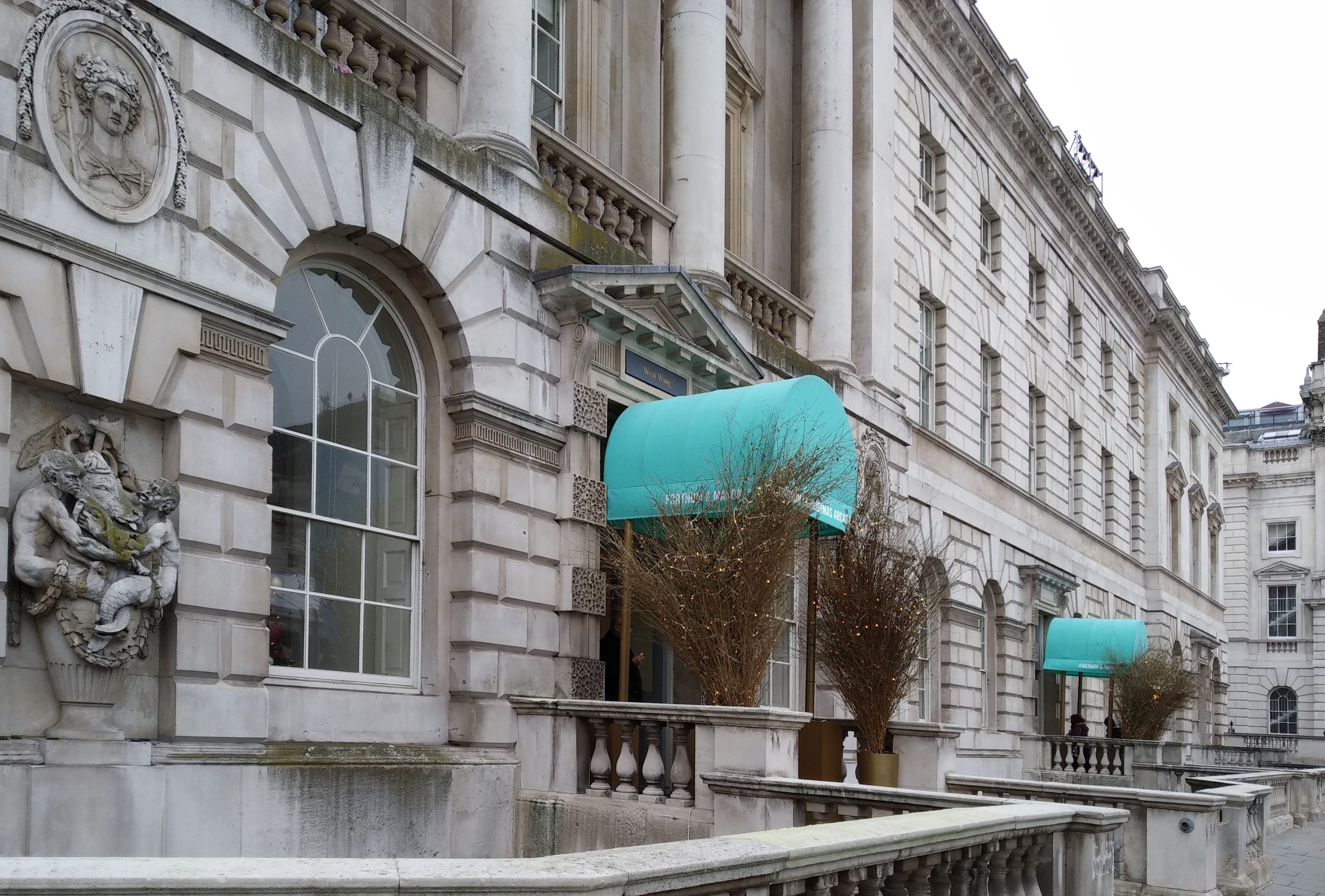 Rib Canopies,Somerset House