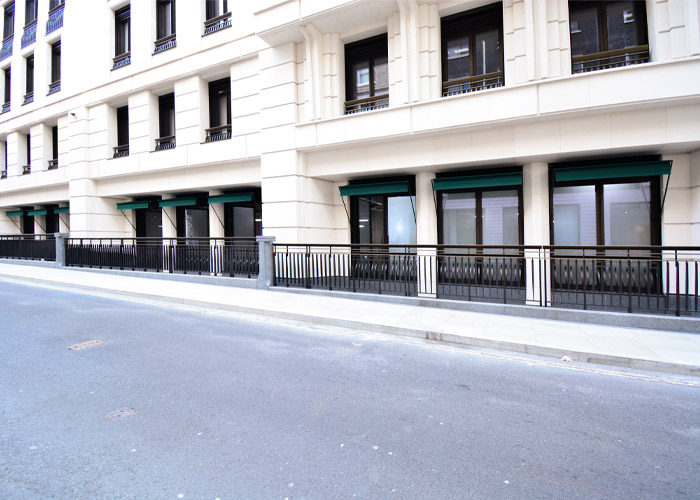  Specialist Awnings