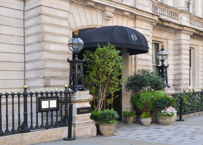 Hotel Awnings