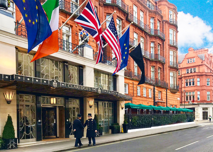 Hotel Awnings