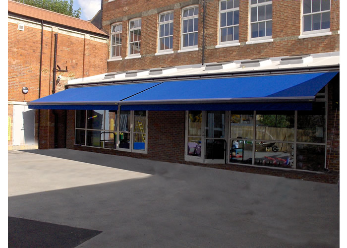 Signature Folding Arm for Tetherdown School
